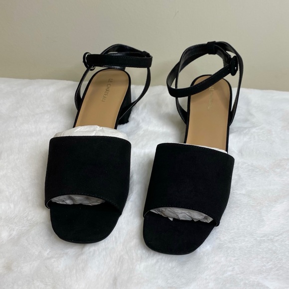 SALE! Le Chateau Black Suede Peep Toe Heels - Picture 2 of 9
